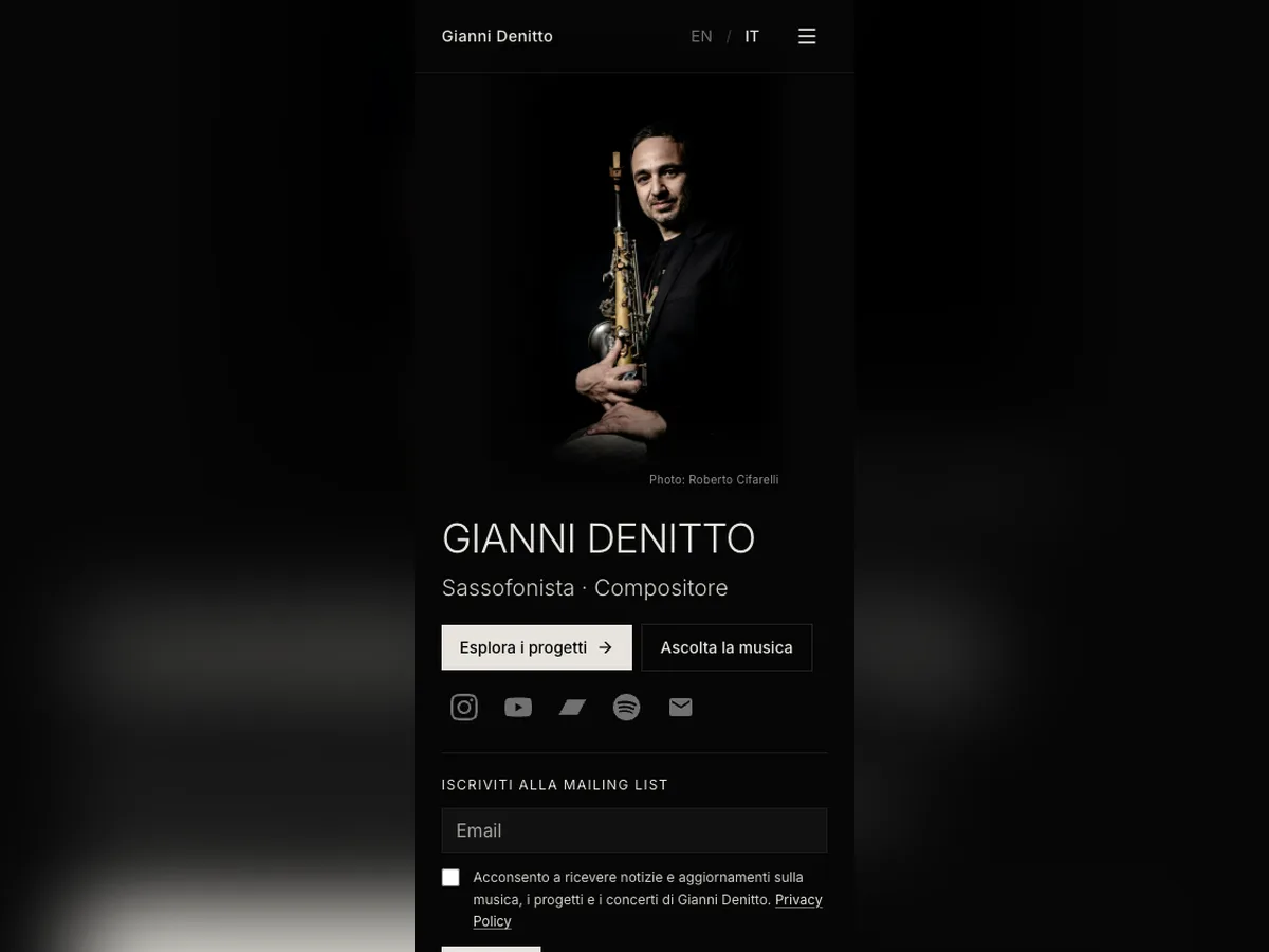 Gianni Denitto website on a phone